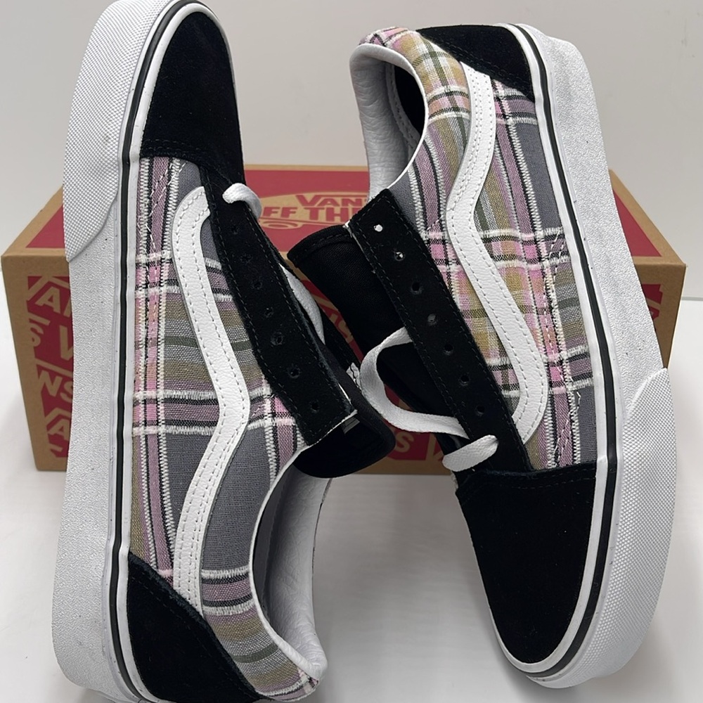 Vans WMNS Plaid Sneakers with Black Accents Old Skool
Plaid Gray/Blk
VN000CP5239 - Picture 11 of 16